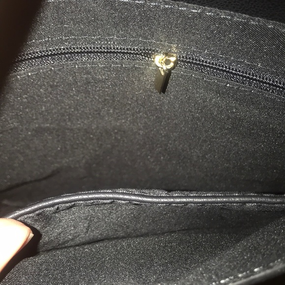 NWT black Guess by Marciano enveloppe clutch - Picture 5 of 5